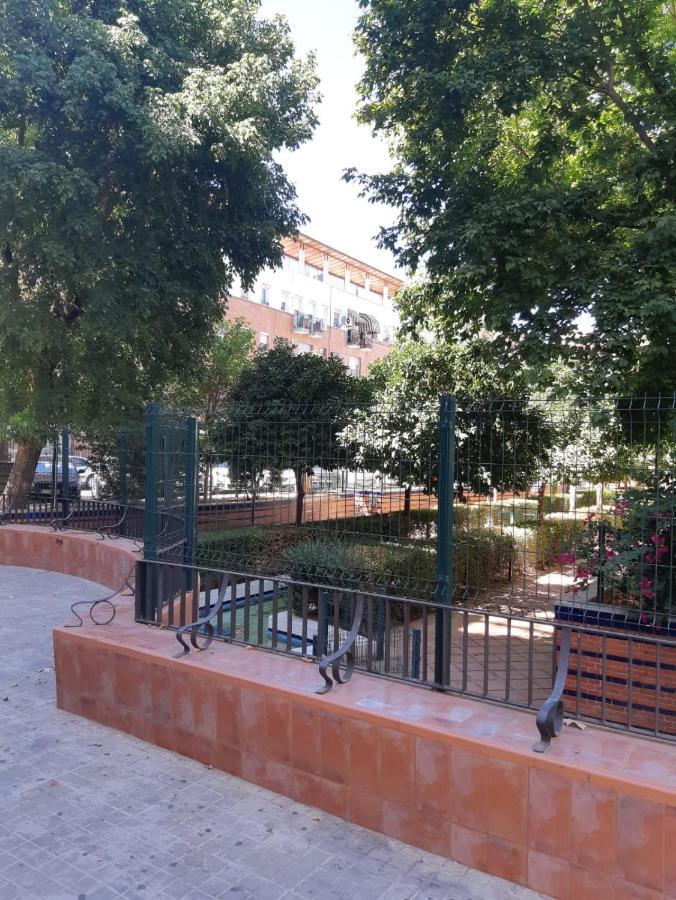 Acogedor Apartamento En Pleno Corazon De Triana إشبيلية المظهر الخارجي الصورة
