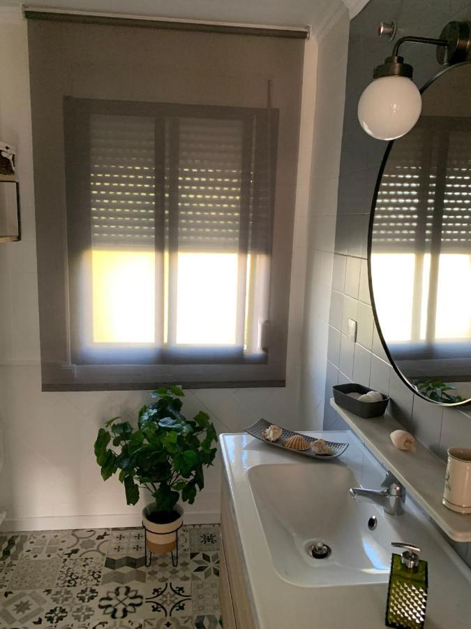 Acogedor Apartamento En Pleno Corazon De Triana إشبيلية المظهر الخارجي الصورة